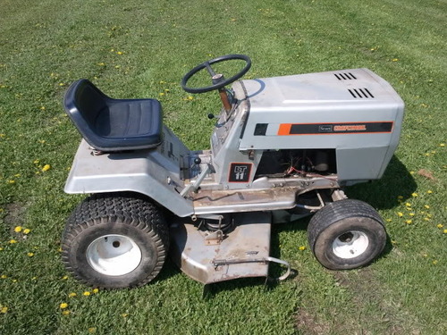 Product picture Snapper LT11 LT12 LT12.5 LT16 Series 0 1 2 Disc Drive Tractor Workshop Service & Repair Manual