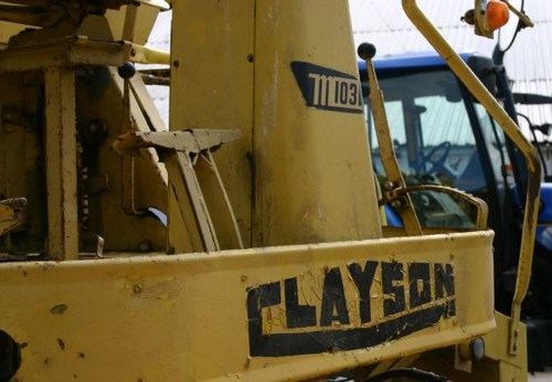 Product picture New Holland Clayson M103 Combine Service Parts Catalogue Manual