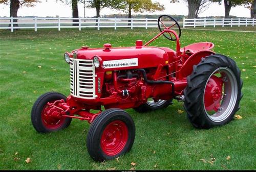 Product picture International Harvester IH Farmall Cub & Cub Lo-Boy Tractor Workshop Service & Repair Manual