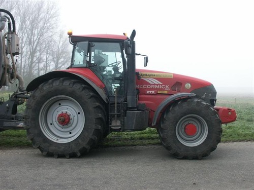 Product picture McCormick ZTX230 ZTX260 ZTX280 Tractor Operation Maintenance Service Manual # 1 Download