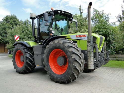 Product picture Claas Xerion 3300 3800 Saddle Trac Operation Maintenance Service Manual # 1 Download